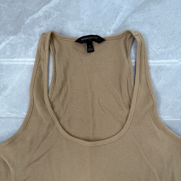 Women’s Banana Republic Ribbed Scoop Neck Tank Top Basic Base Layer Size Small - Picture 4 of 14
